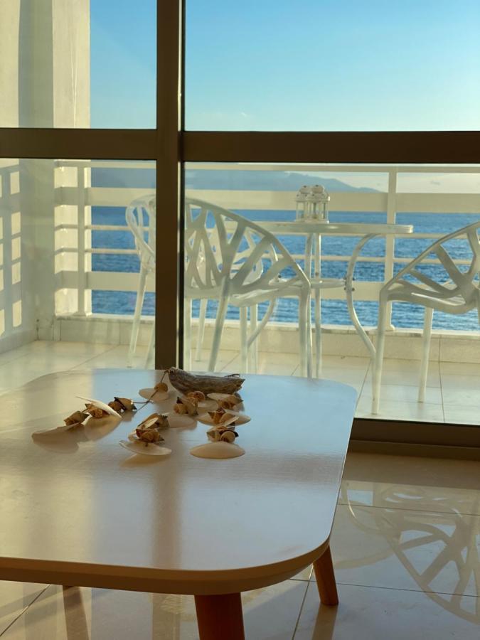 White Sea View Residence 2 Sarandë Esterno foto
