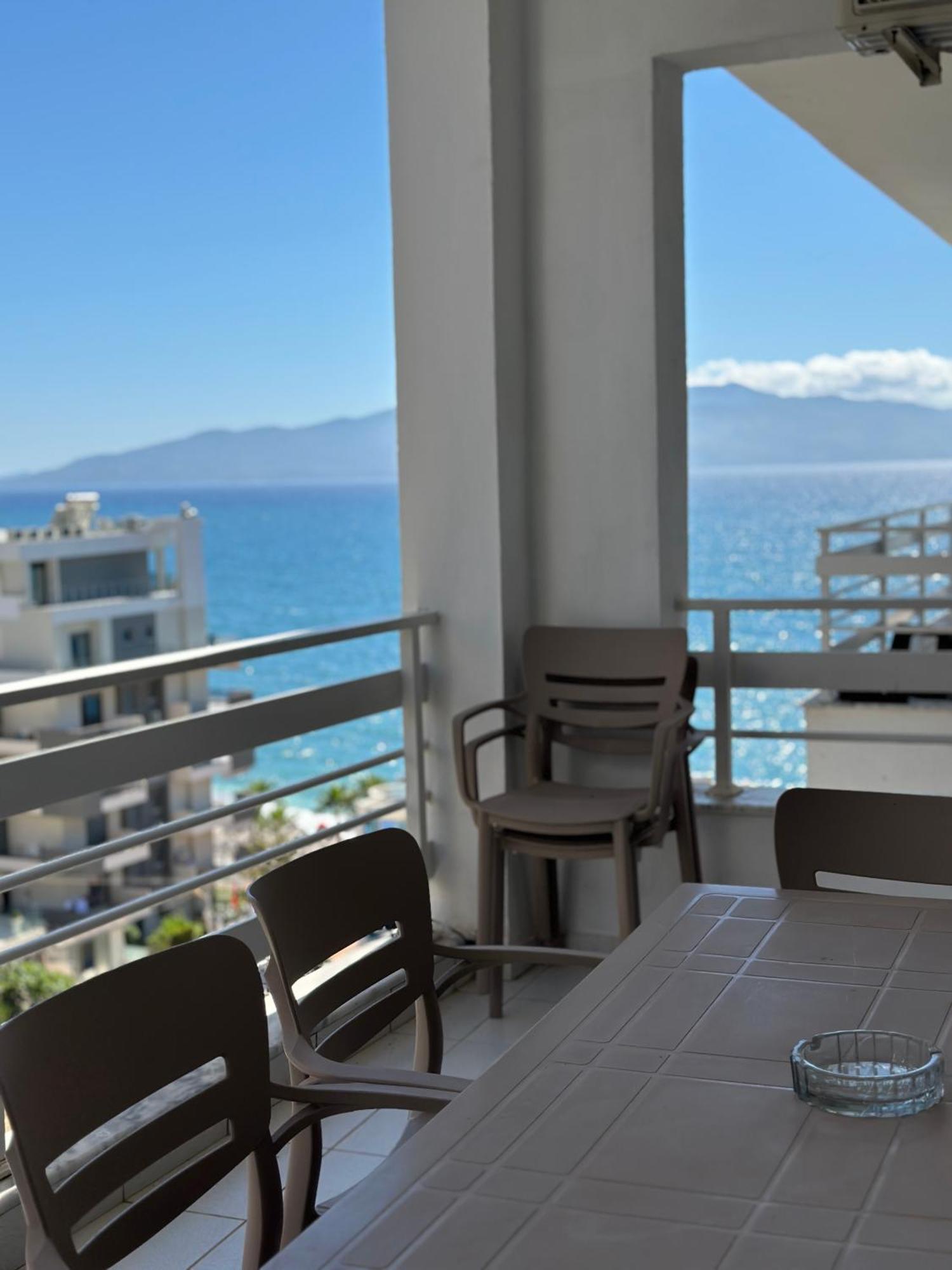White Sea View Residence 2 Sarandë Esterno foto