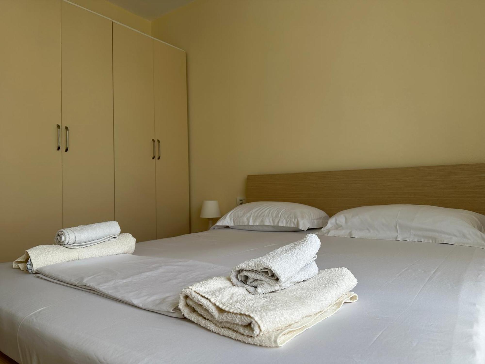White Sea View Residence 2 Sarandë Esterno foto